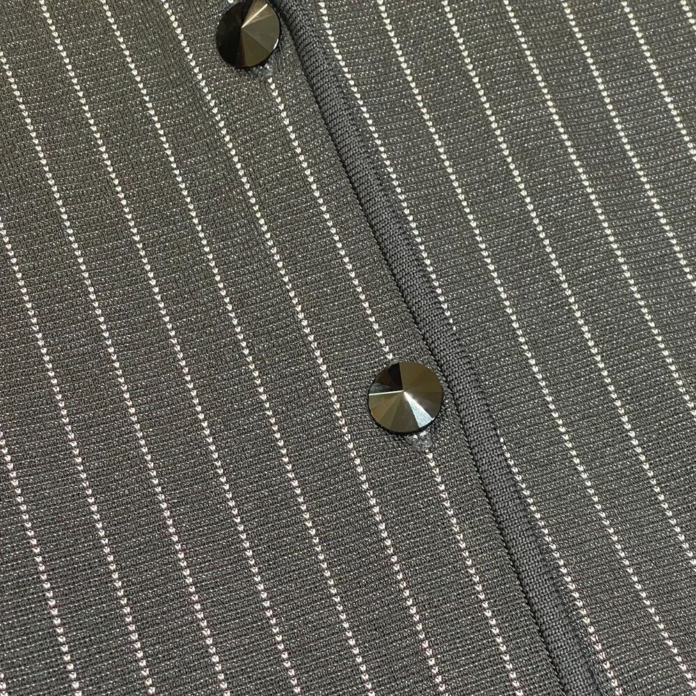 Exclusively Misook | Vintage Black & White Pinstripe Stretch Knit Blazer | XS - Picture 5 of 8